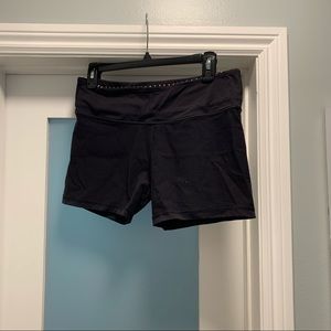 Lululemon reversible biker shorts size 10